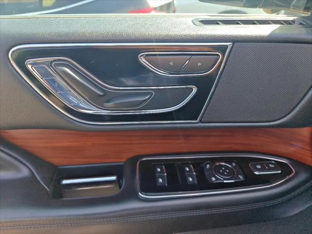 2019 Lincoln Navigator L Select