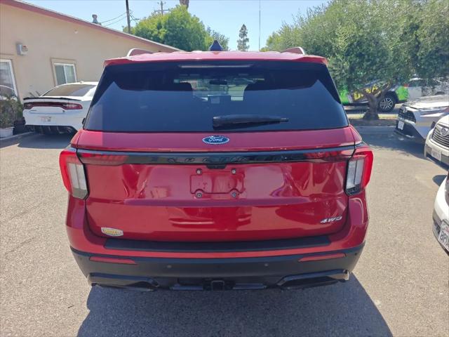 2025 Ford Explorer ST-Line