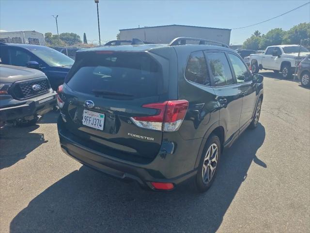 2023 Subaru Forester Premium