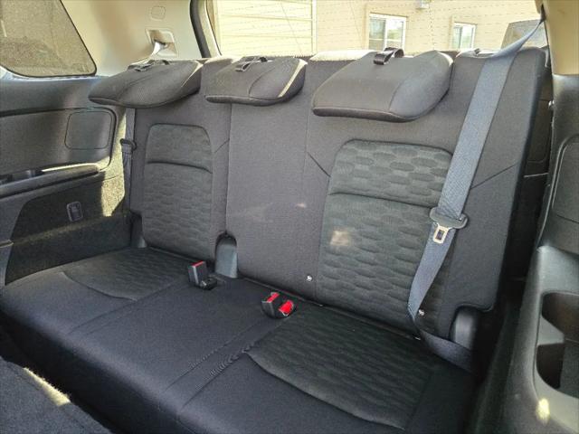 2025 Nissan Pathfinder SV FWD