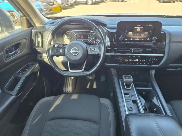 2025 Nissan Pathfinder SV FWD