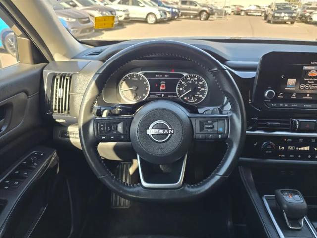 2025 Nissan Pathfinder SV FWD