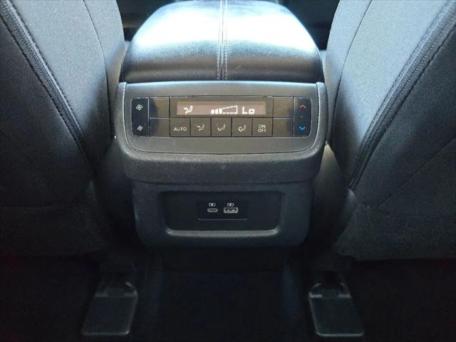 2025 Nissan Pathfinder SV FWD