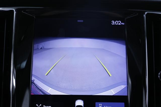 2022 Volvo S60 B5 Momentum