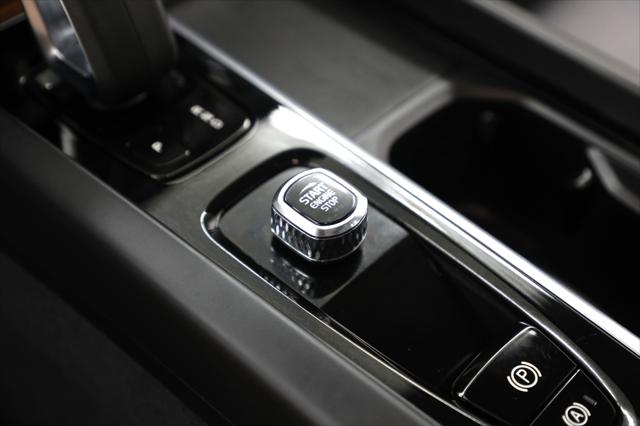 2022 Volvo S60 B5 Momentum