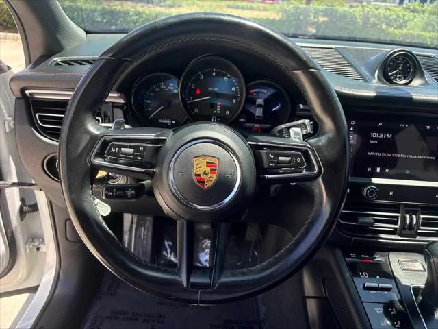 2022 Porsche Macan Macan