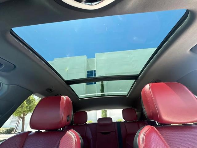 2022 Porsche Macan Macan