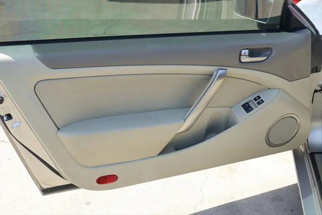 2003 INFINITI G35 Base w/6 Speed Manual