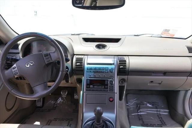 2003 INFINITI G35 Base w/6 Speed Manual