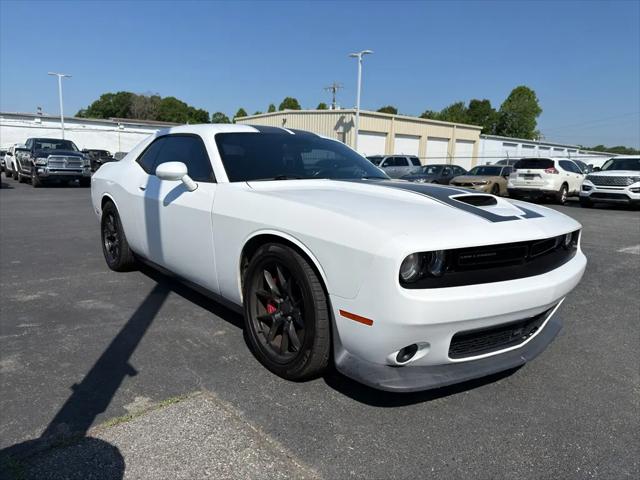 2016 Dodge Challenger SRT 392