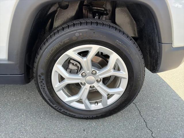 2024 Jeep Compass Latitude 4x4