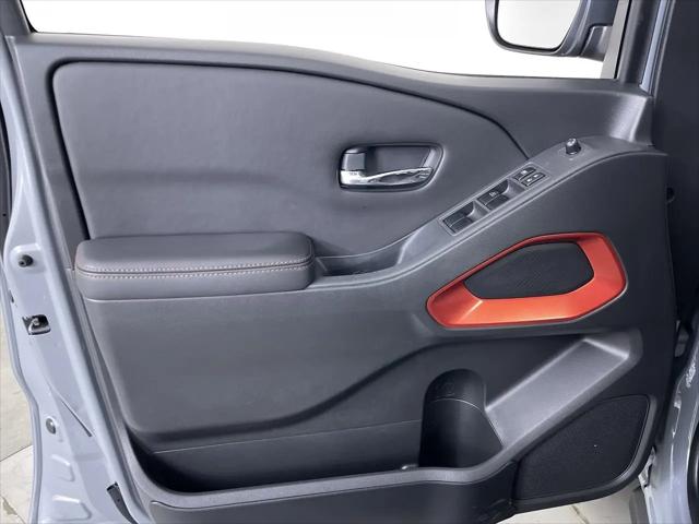 2023 Nissan Frontier Crew Cab PRO-4X 4x4