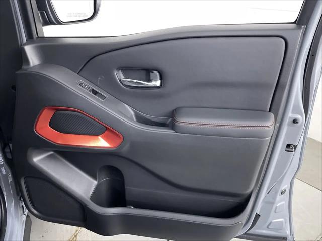 2023 Nissan Frontier Crew Cab PRO-4X 4x4