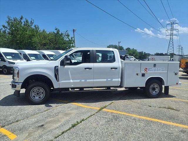 2026 Ford F-250 2026 FORD F-250 XL CREW CAB 4DR 160 WB 4WD HD