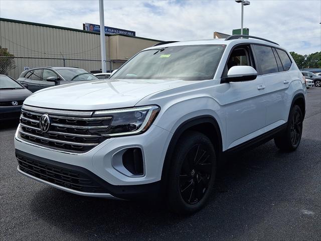 2026 Volkswagen Atlas SE with Technology