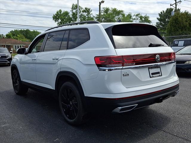 2026 Volkswagen Atlas SE with Technology