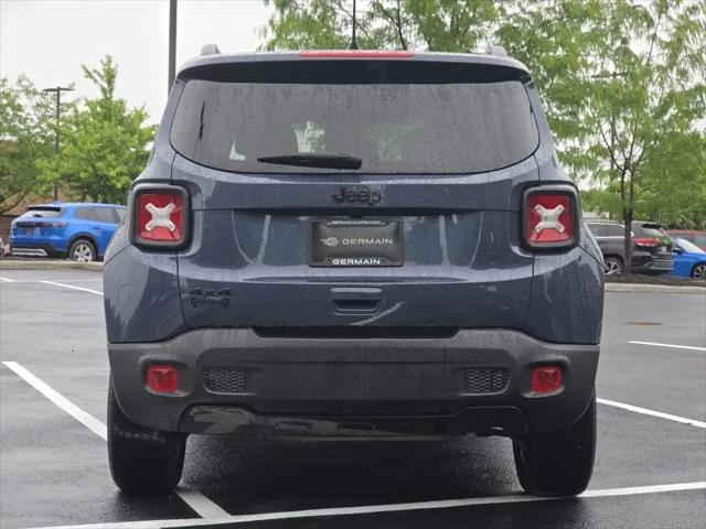 2022 Jeep Renegade Altitude 4x4