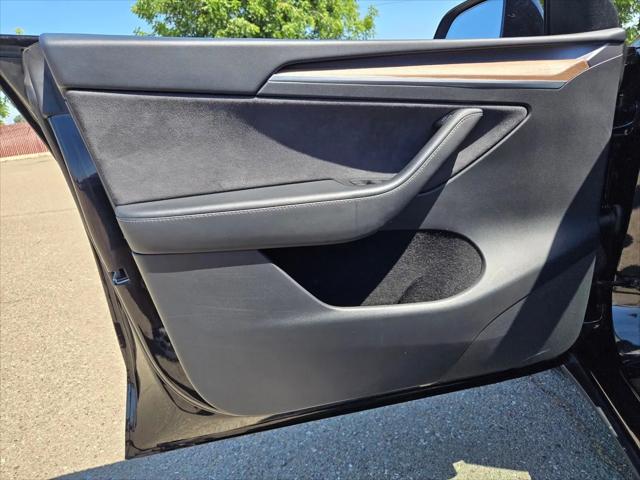 2025 Tesla Model Y Long Range Dual Motor All-Wheel Drive