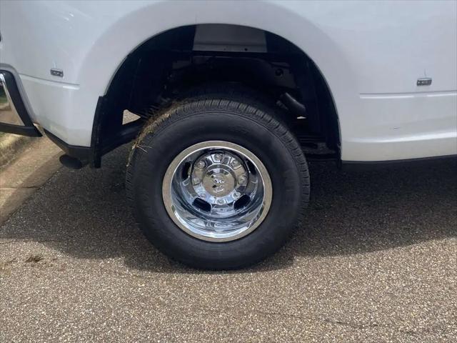 2026 Ram 3500 Tradesman Crew Cab 4x4 8' Box