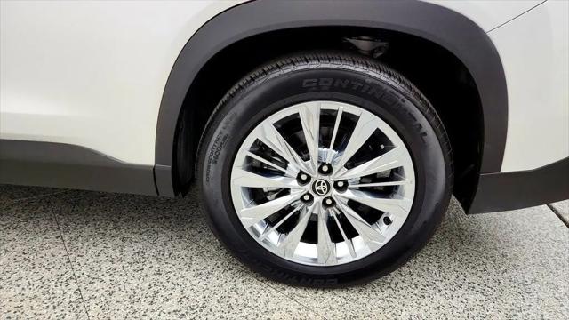2024 Toyota Grand Highlander Platinum