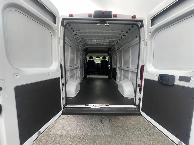 2026 Ram ProMaster 2500 Cargo Van Tradesman High Roof 159 WB w/Pass Seat