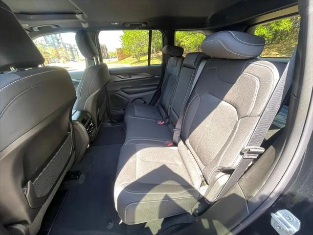 2026 Jeep Grand Cherokee Altitude 4x4