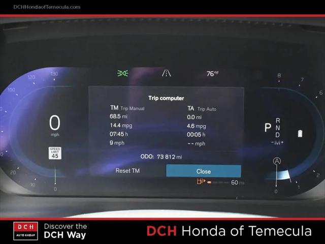 2023 Volvo XC40 B5 Plus Bright Theme