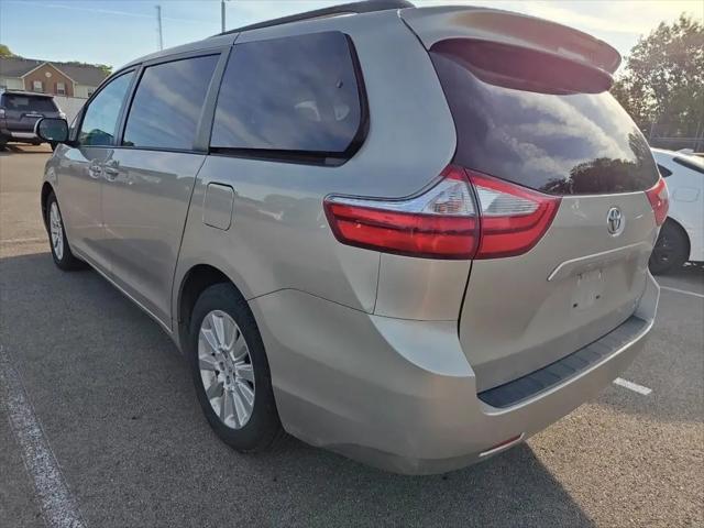 2016 Toyota Sienna LE 7 Passenger