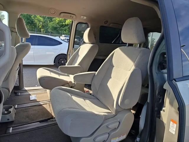 2016 Toyota Sienna LE 7 Passenger