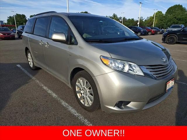 2016 Toyota Sienna LE 7 Passenger