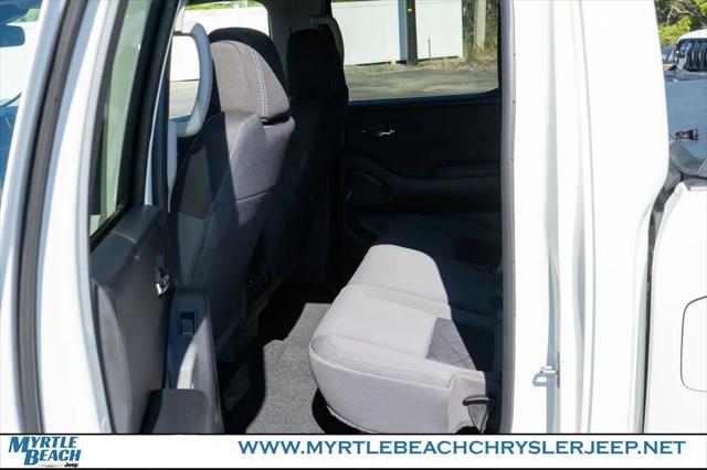 2025 Nissan Frontier Crew Cab SV 4x2