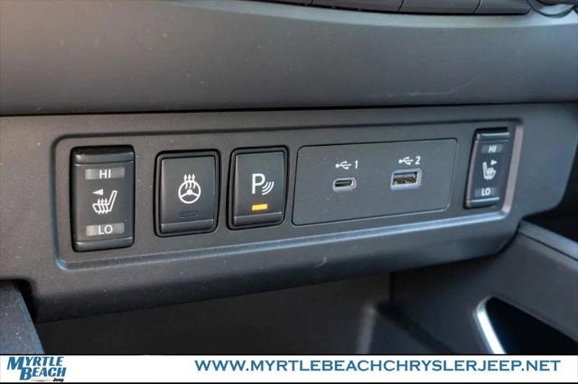 2025 Nissan Frontier Crew Cab SV 4x2