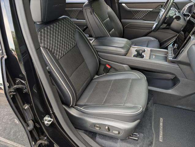2024 GMC Acadia FWD Denali