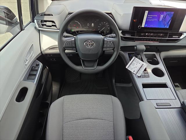 2026 Toyota Sienna LE