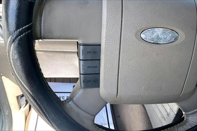 2004 Ford F-150 LARIAT