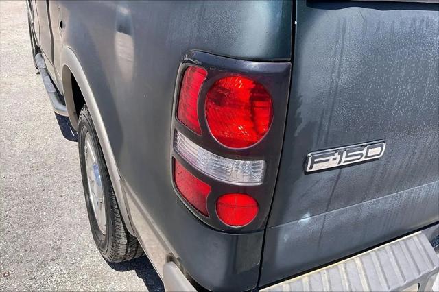 2004 Ford F-150 LARIAT
