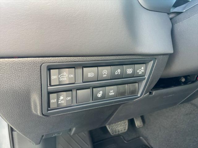 2026 Toyota Tundra Platinum CrewMax 5.5' Bed