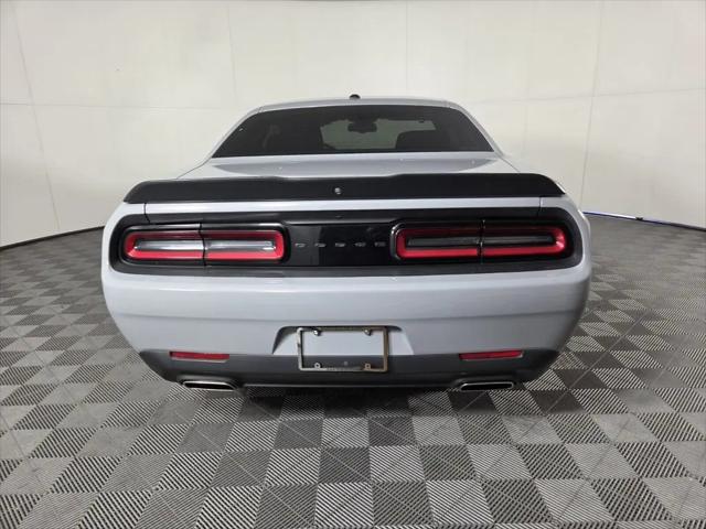 2022 Dodge Challenger SXT