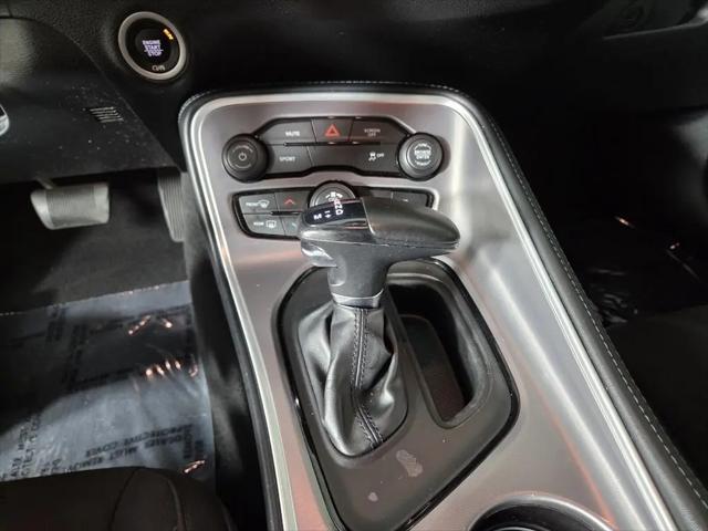 2022 Dodge Challenger SXT