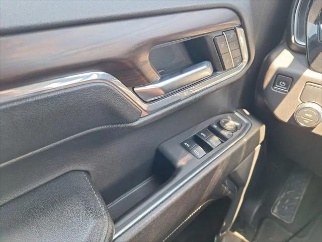 2024 GMC Sierra 1500 2WD Crew Cab Short Box SLT
