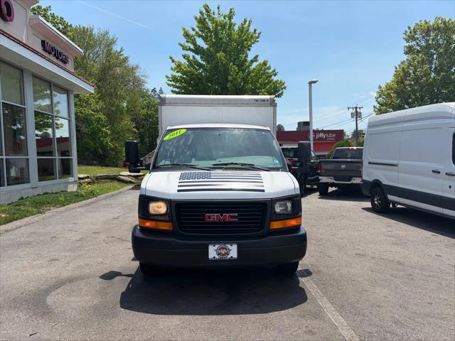 2011 GMC Savana Cutaway Work Van