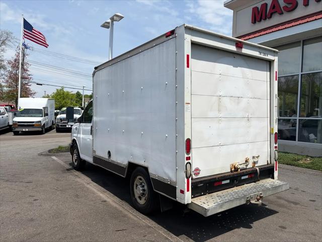 2011 GMC Savana Cutaway Work Van