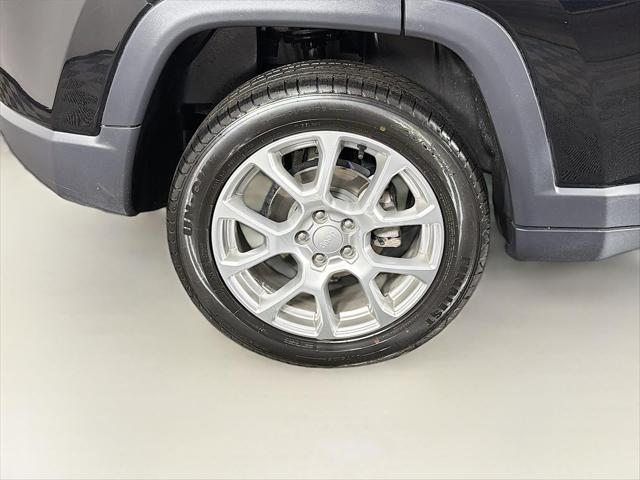 2024 Jeep Compass Latitude Lux FWD