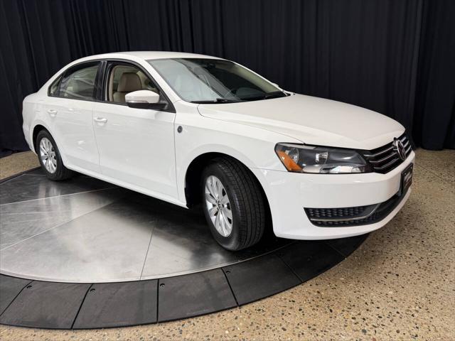 2015 Volkswagen Passat 1.8T Wolfsburg Edition