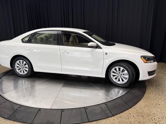 2015 Volkswagen Passat 1.8T Wolfsburg Edition