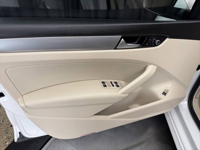 2015 Volkswagen Passat 1.8T Wolfsburg Edition