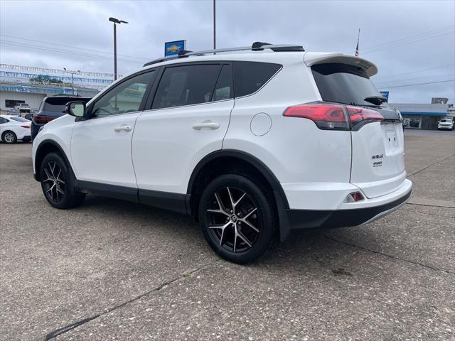 2018 Toyota RAV4 SE