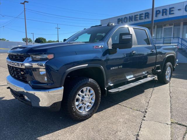 2020 Chevrolet Silverado 3500HD 4WD Crew Cab Standard Bed LT