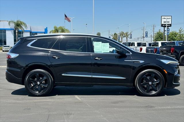2023 Buick Enclave Essence FWD
