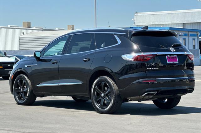 2023 Buick Enclave Essence FWD